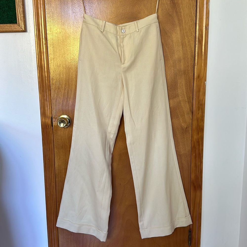 RALPH LAUREN SOFT YELLOW TROUSER - RUNWAY COLLECTION! Size 4. Never Worn!